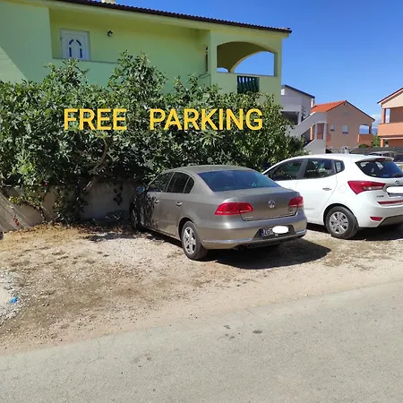 Apartment White Seagull Vir